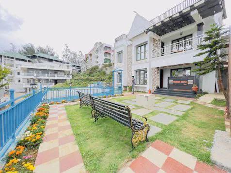 Sky Blue Resort อูตี ภายนอก รูปภาพ